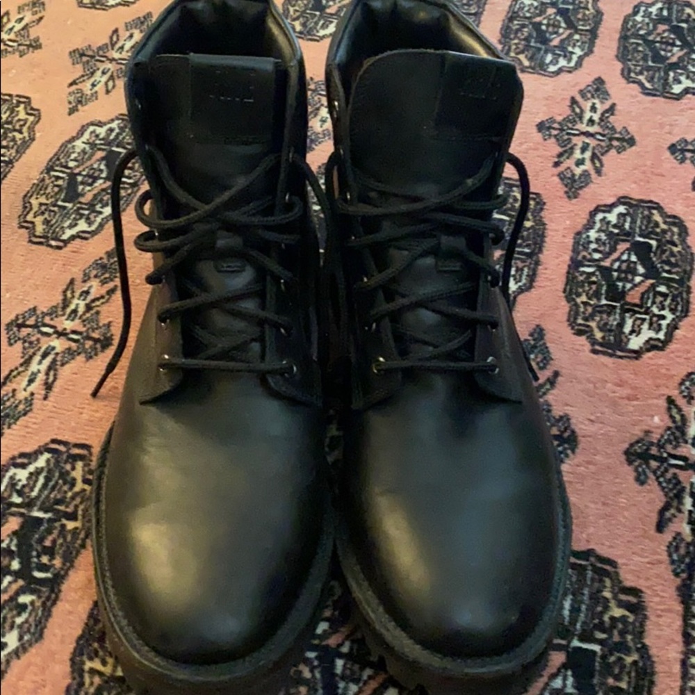 FRYE men’s combat boots like NEW